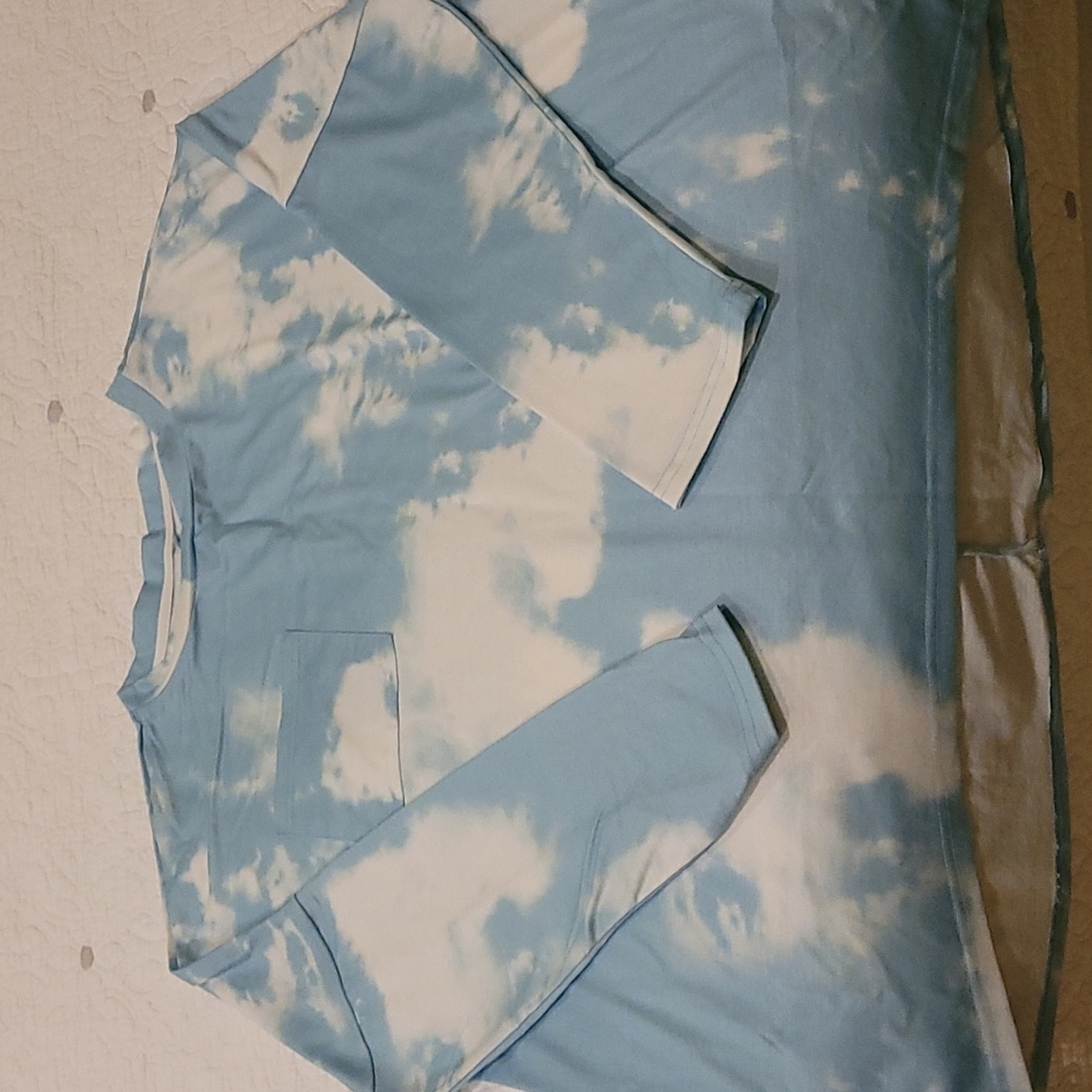 XL pj's brand new never worn from Amazon doesn't seem to be a brand.